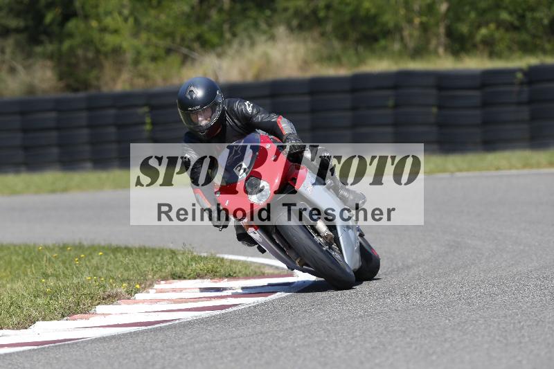 /Archiv-2025/48 25.08.2025 Cornu Master School ADR/gruen-vert/3